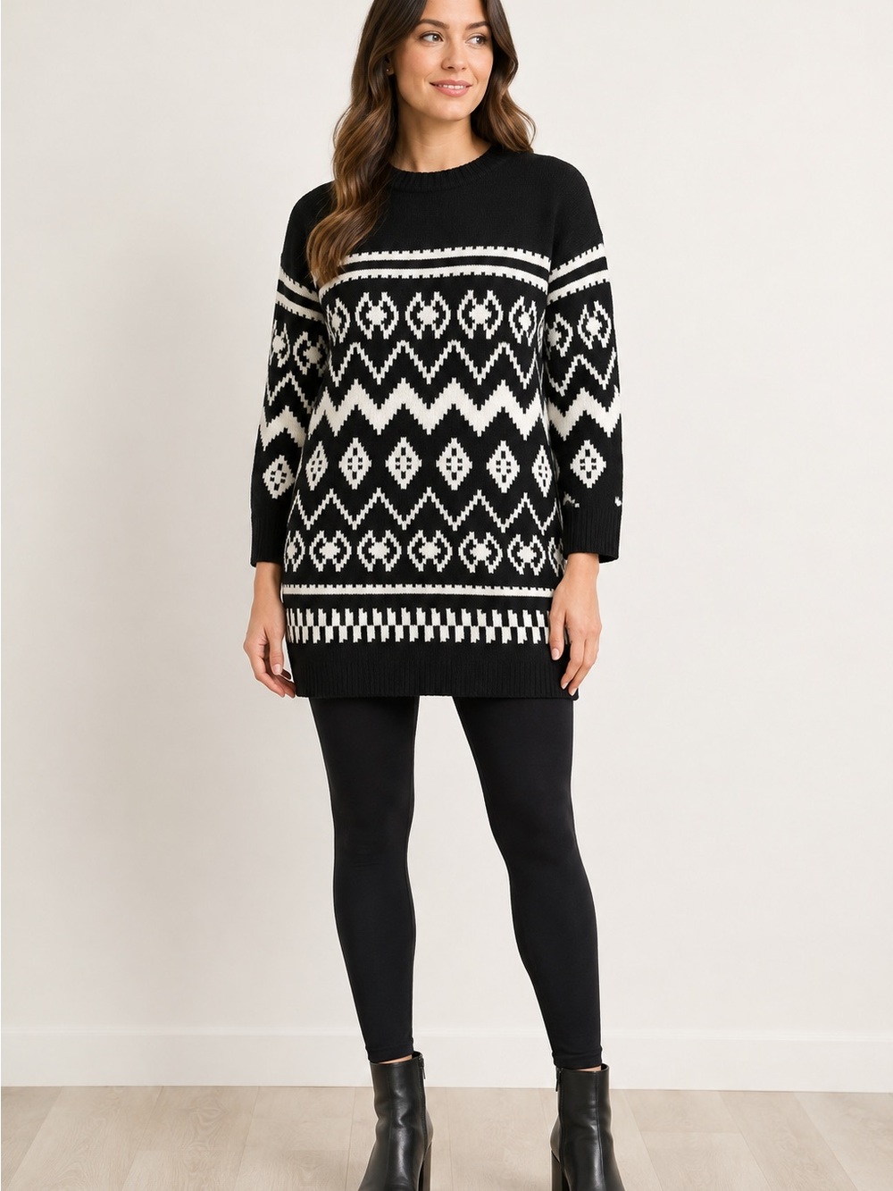 Reitmans Black Ivory Geometric Fair Isle Tunic Sweater Medium